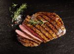Alyvuogėmis maitintos (Olive fed) Wagyu jautienos BAVETTE DE ALOYAU 1.7 kg. - Image 2